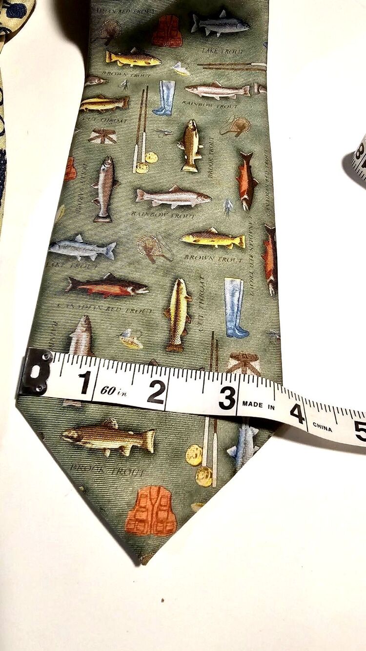 Men’s Silk Tie Lot Fishing Nautical Preppy ALVNN Geoffrey Beene Novelty - Picture 6 of 8